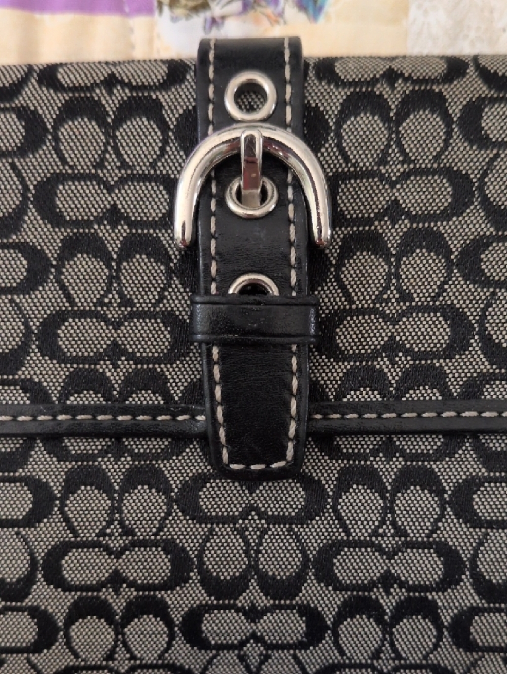 Coach Signature C Black Buckle Wallet Y2K Jacquard Leather Trim - Picture 7 of 9